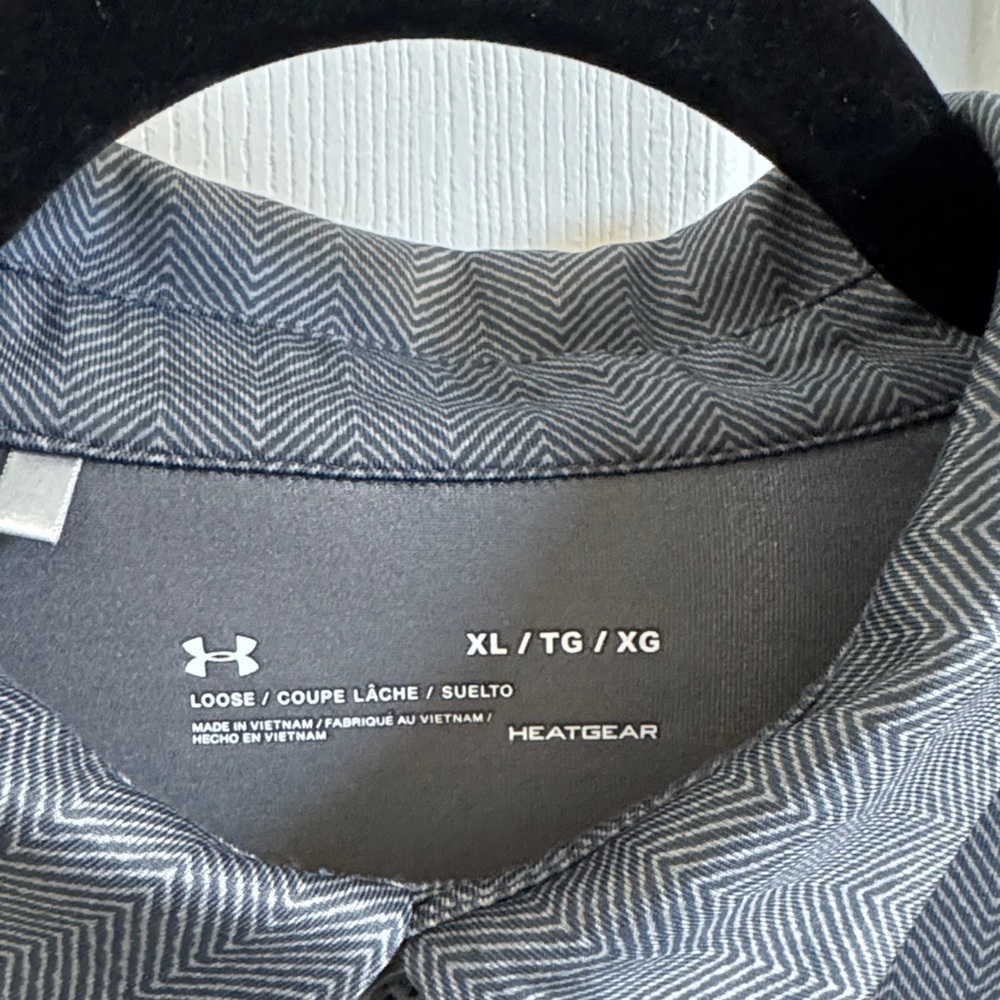 Under Armour Men's Charcoal Polo Shirt - Picture 4 of 5